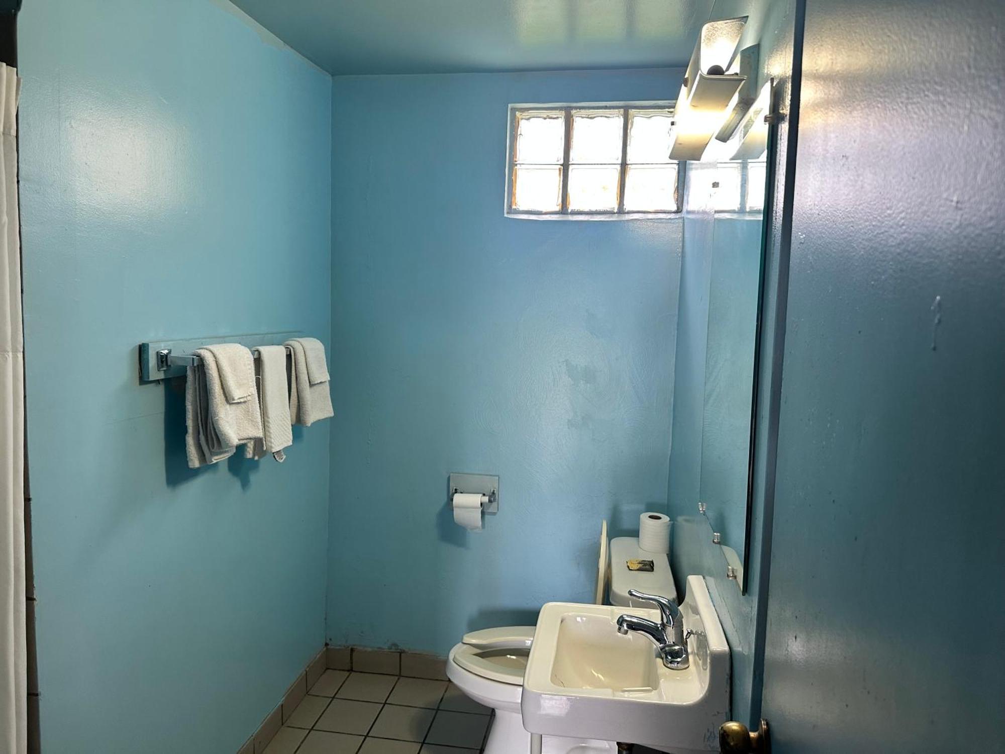 Westgate Manor Motel Austintown & Youngstown Ohio Ngoại thất bức ảnh